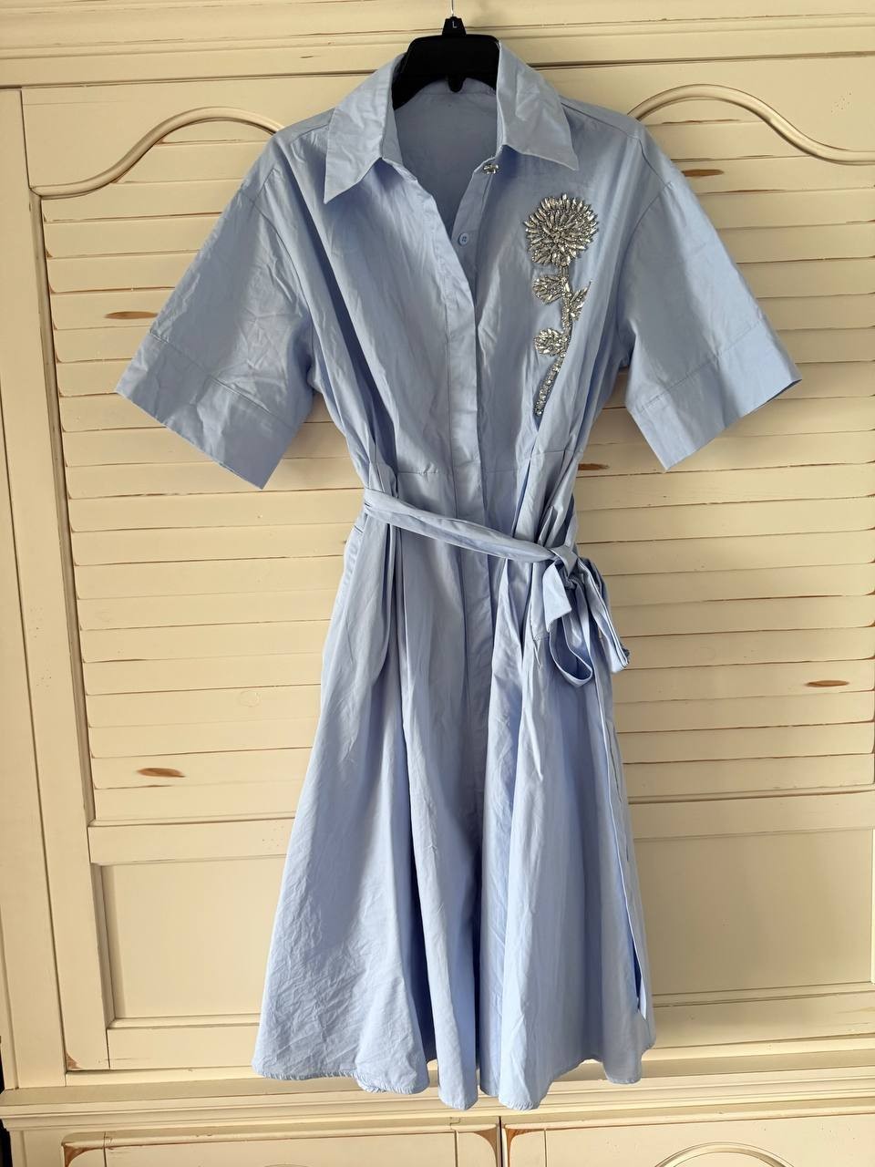 T Tahari Rose Appliqué Cotton Dress LightBlue Size-L Button-Front Tie Waist