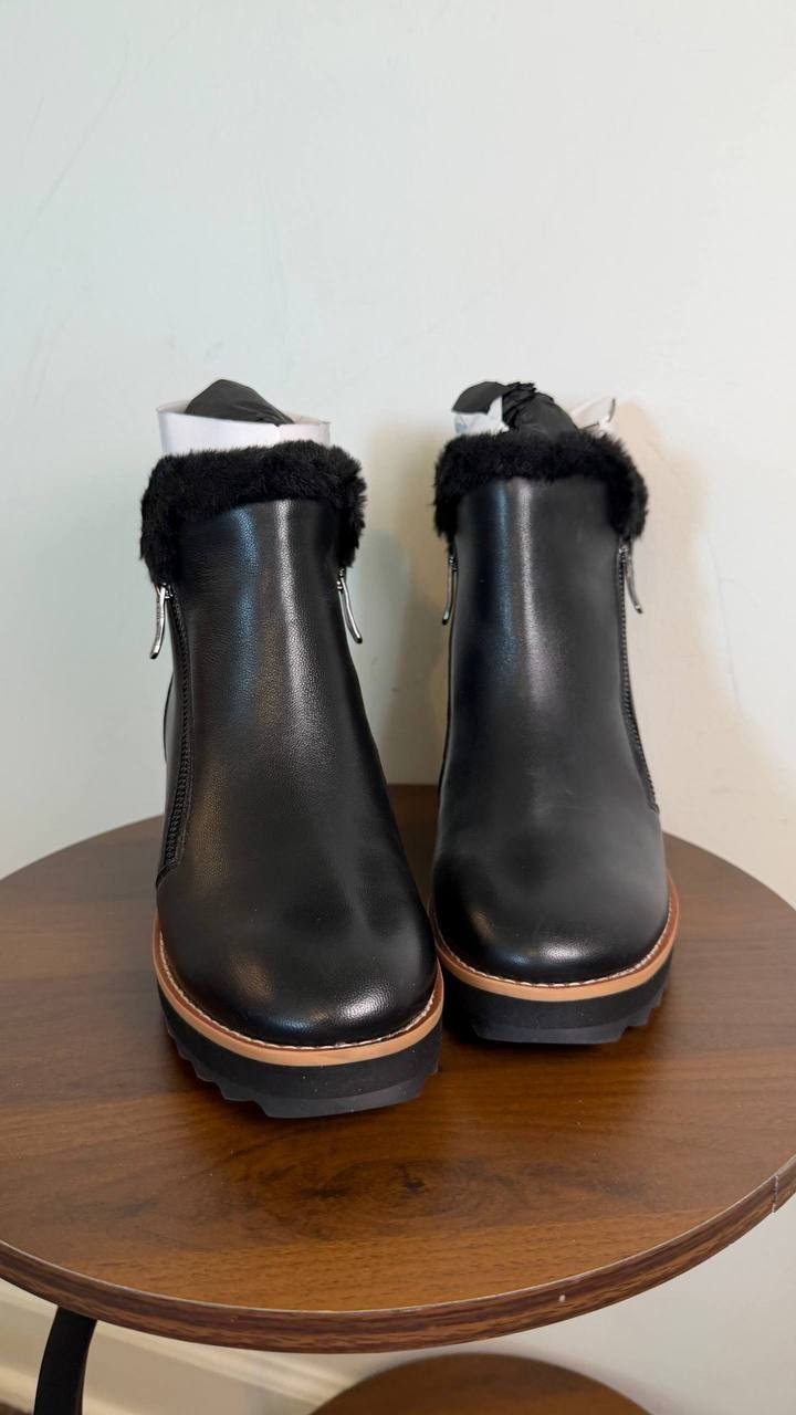 Easy Spirit Jane Cozy Side Zip Wedge Booties Black 6.5M Leather $159 NWB