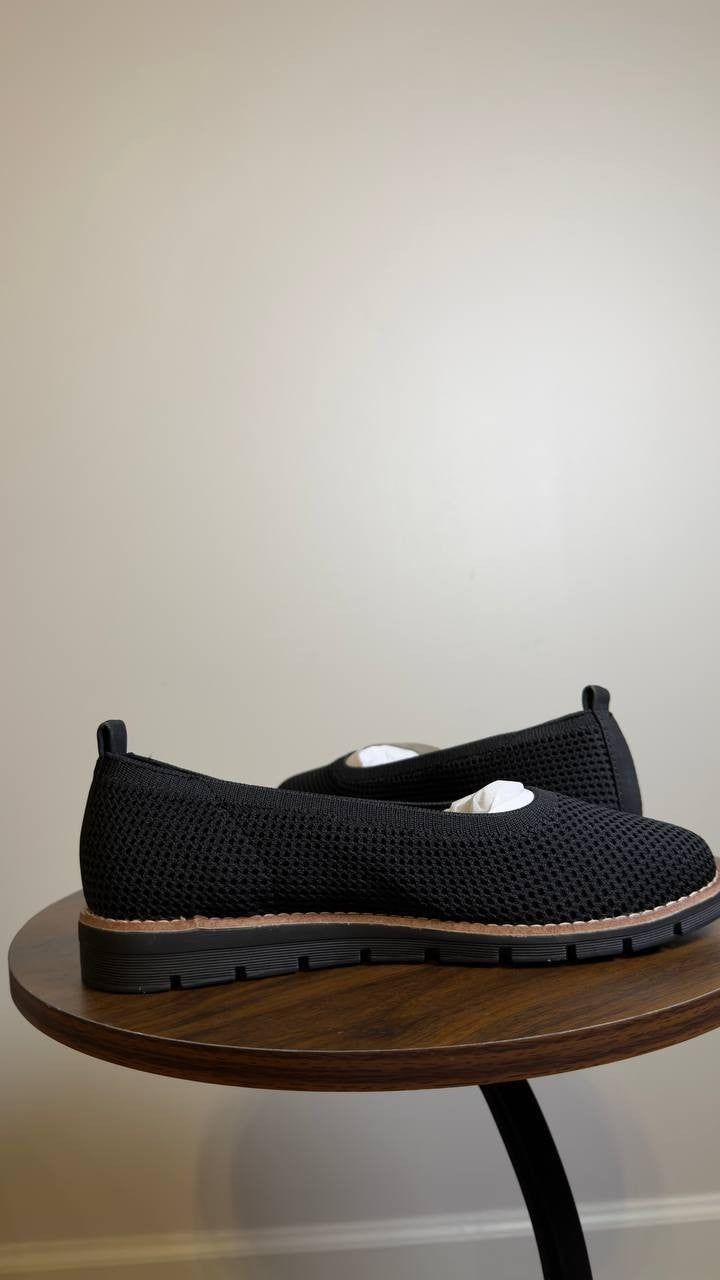 Easy  Spirit  Slip On Flats  Black  7M  New  $89