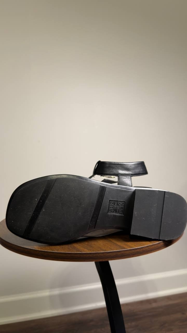 Naturalizer  Footbed  Sandals  Black  8.5M  New  $110