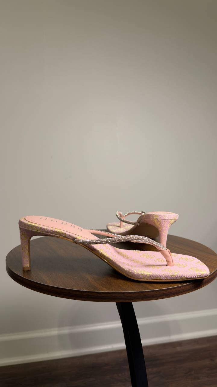 Guess  Kitten  Heel  Sandals  Light  Pink  9.5M  New  $99