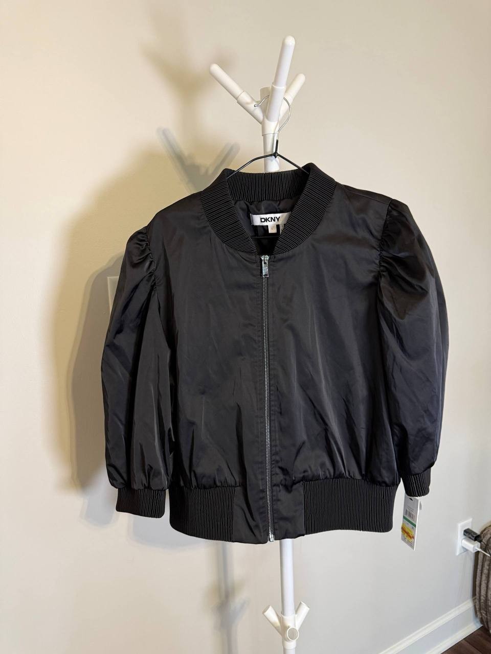 DKNY Women’s High Shine Sateen Puff Sleeve Jacket Black-Size L-NWT-$139