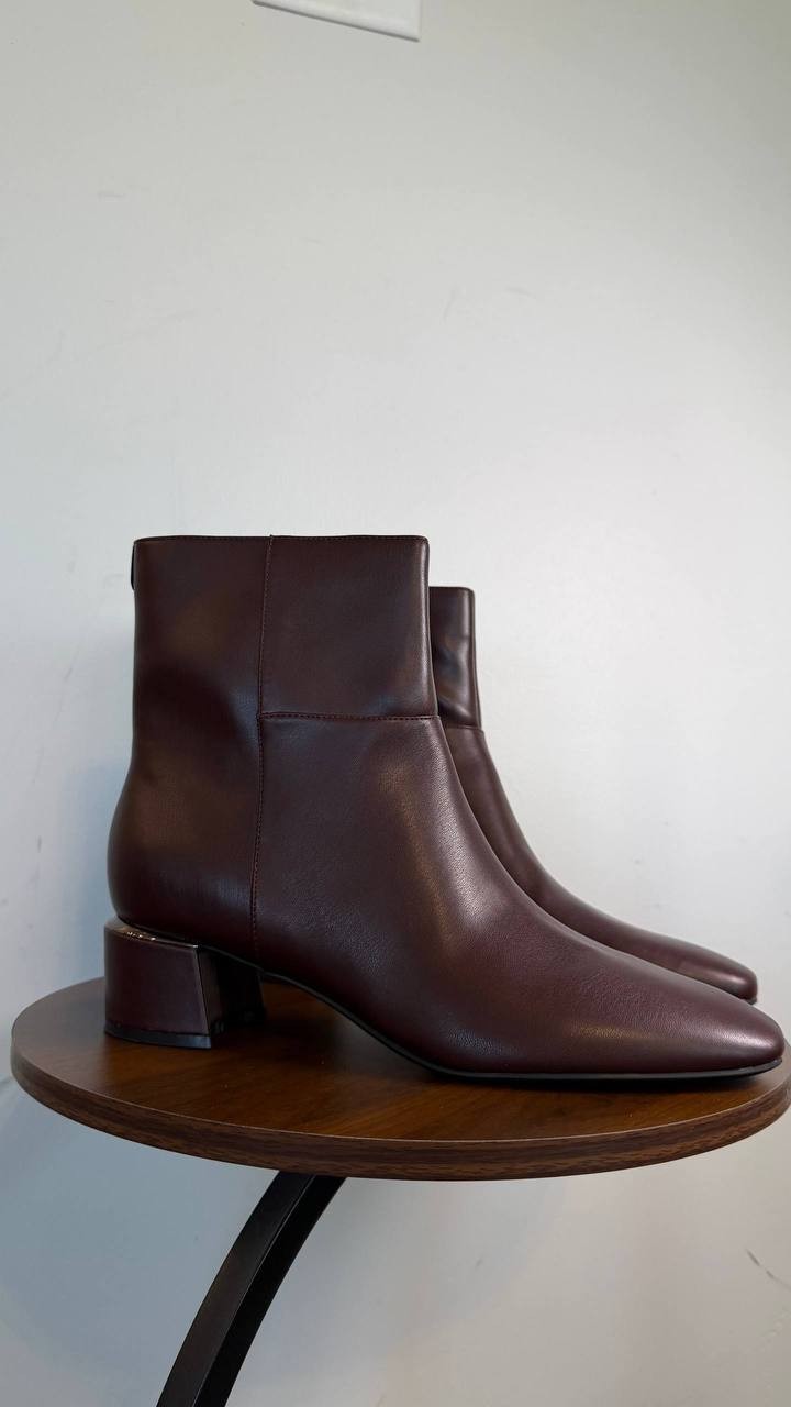 Calvin Klein Parry Block Heel Ankle Booties Dark Red 11M Man‑Made $129 NWB