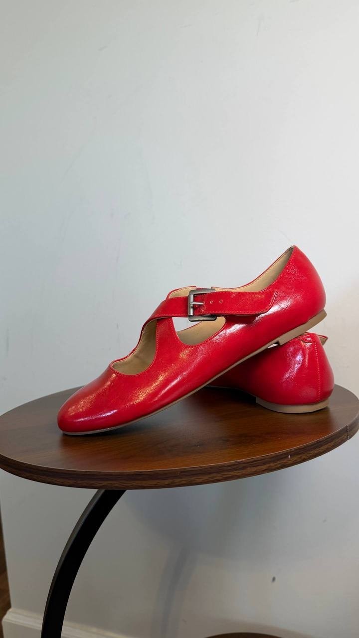 Journee Ivanna Mary Jane Flats Red 8M Vegan Leather Buckle $93.99 NWB