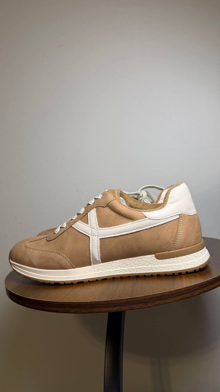 DV Dolce Vita Joque Retro Lace‑Up Sneakers Camel Smooth Women’s 9 NWB