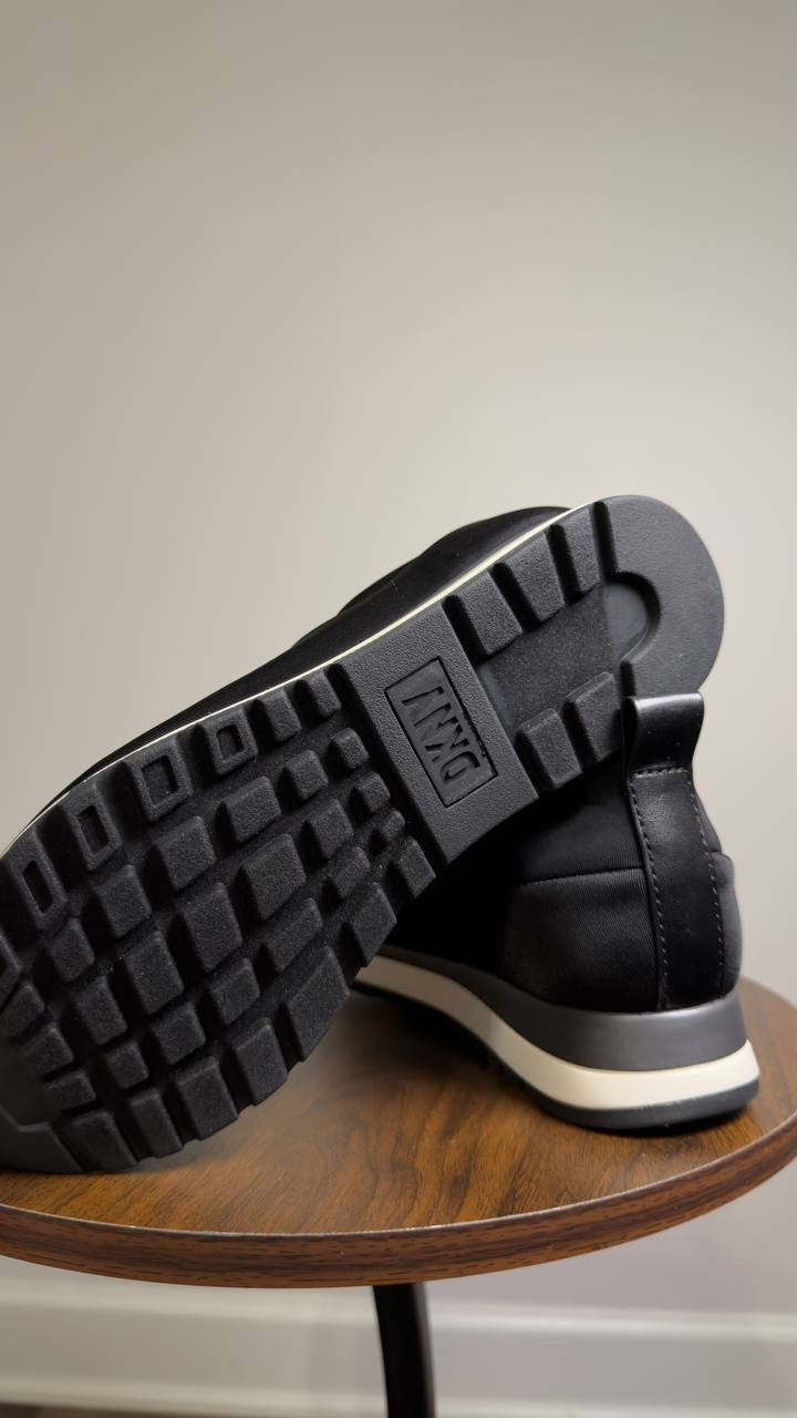 DKNY  Sneakers  Black  7  New  $100
