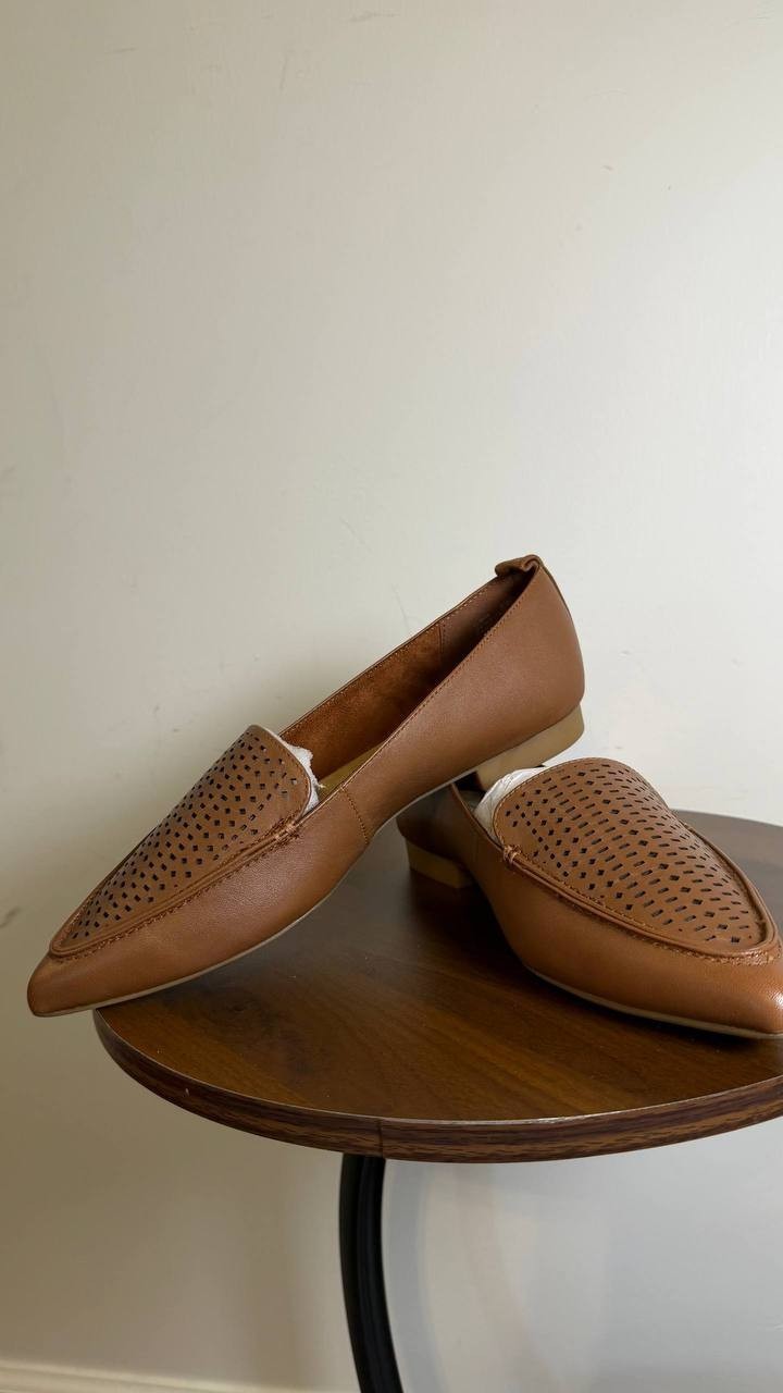 Bella Vita Alessi Perf Pointed Toe Flats Dark Tan Leather Women’s 8W NWB $110