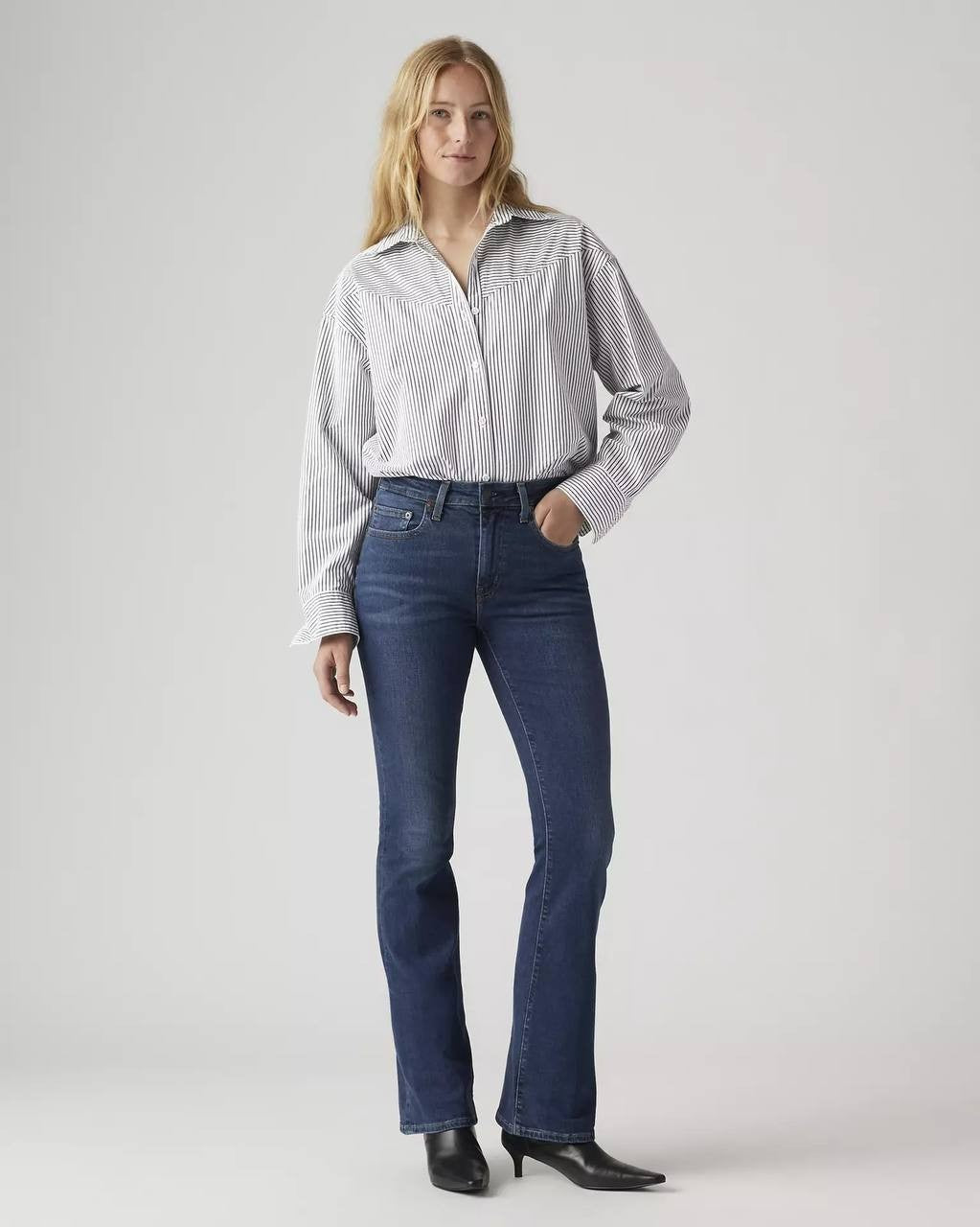 Levi’s 725 High Rise Bootcut Jeans Blue Wave 25 NWT $69.50