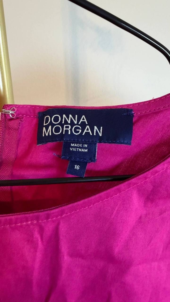 Donna Morgan Gathered-Waist Extended-Shoulder Dress Fuchsia 16 NWT $118