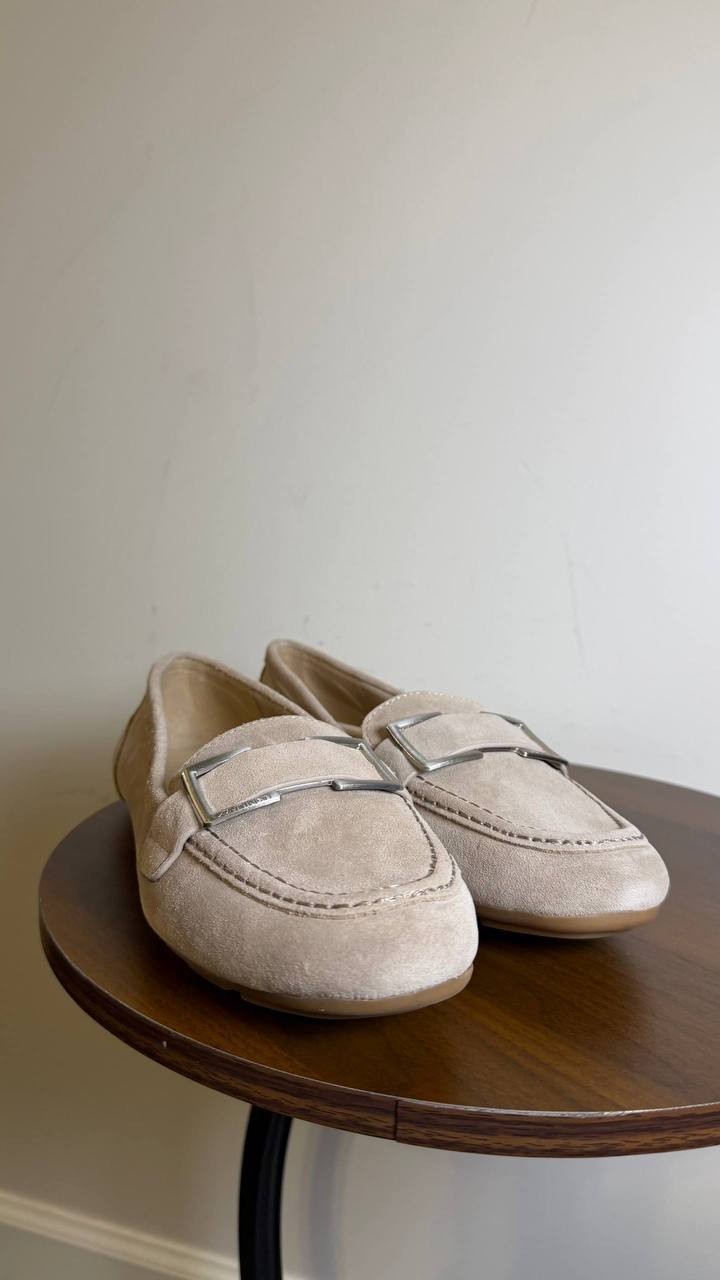 Calvin Klein Slip-On Loafers Taupe Suede Size 9.5M New in Box $99