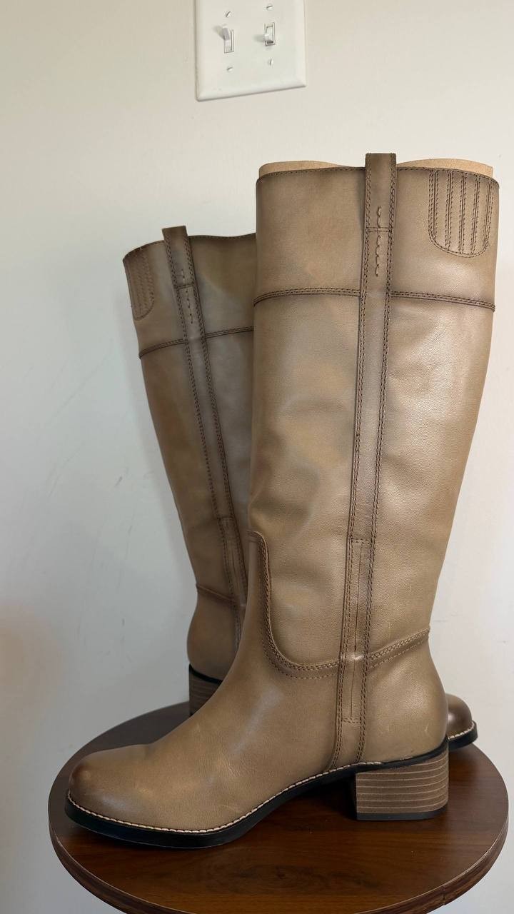Lucky Brand Hybiscus Women’s Knee High Riding Boots Silver 9.5M Leather $229