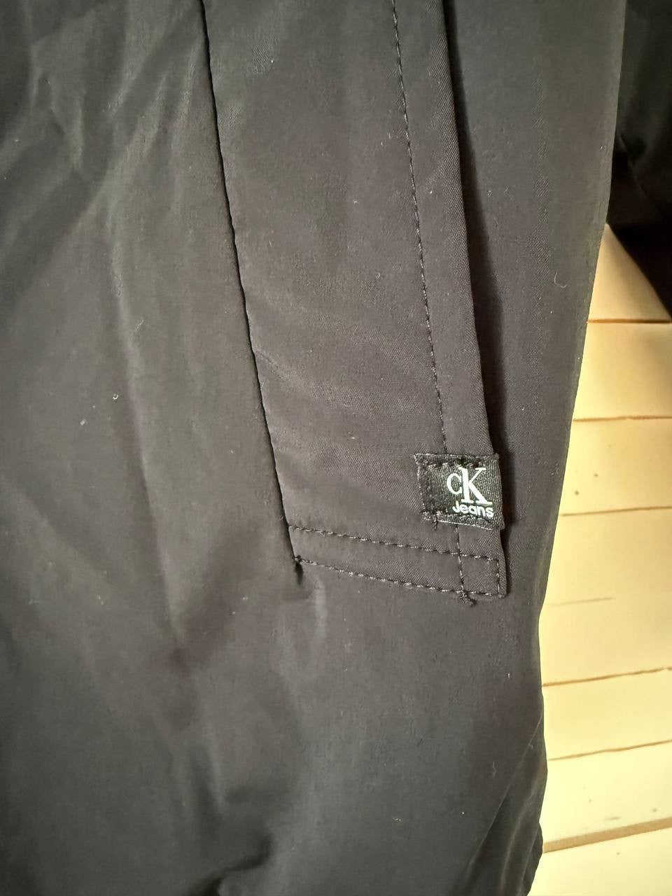 Calvin Klein Jeans Women's Quilted Jacket Black - Full Zip, Regular Fit