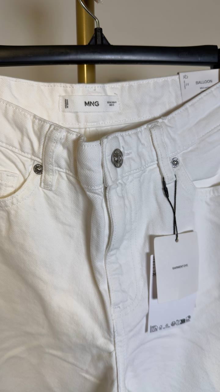 Mango Mid‑Rise Balloon Jeans White 4 NWT $70