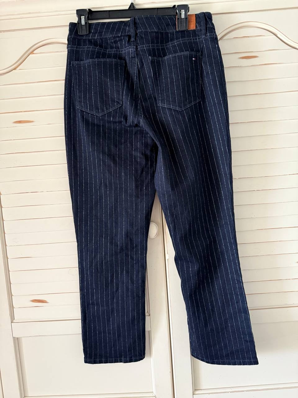 Tommy Hilfiger Ankle Jeans Size 8 High-Rise Indigo with Shine Stripe Print