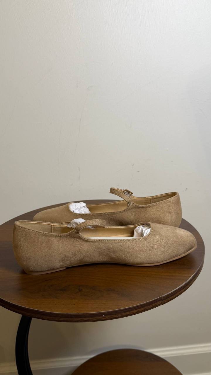 Journee Collection Taupe Polyurethane Mary Jane Flats 6.5 New w/o Box $71.99