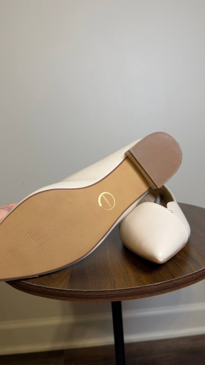 Journee Collection Pointed Toe Flats Bone 10 WD New $86.00