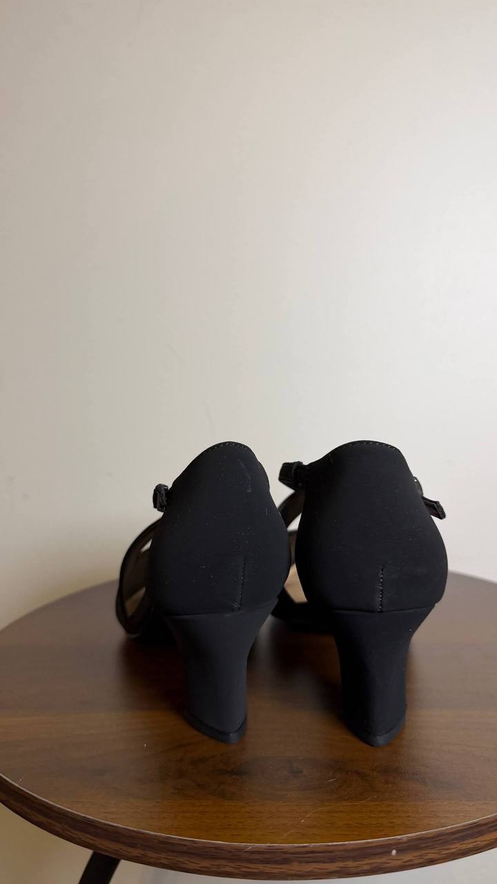 Easy Street Black Strap Front Pumps 6.5W NIB MSRP $69.99