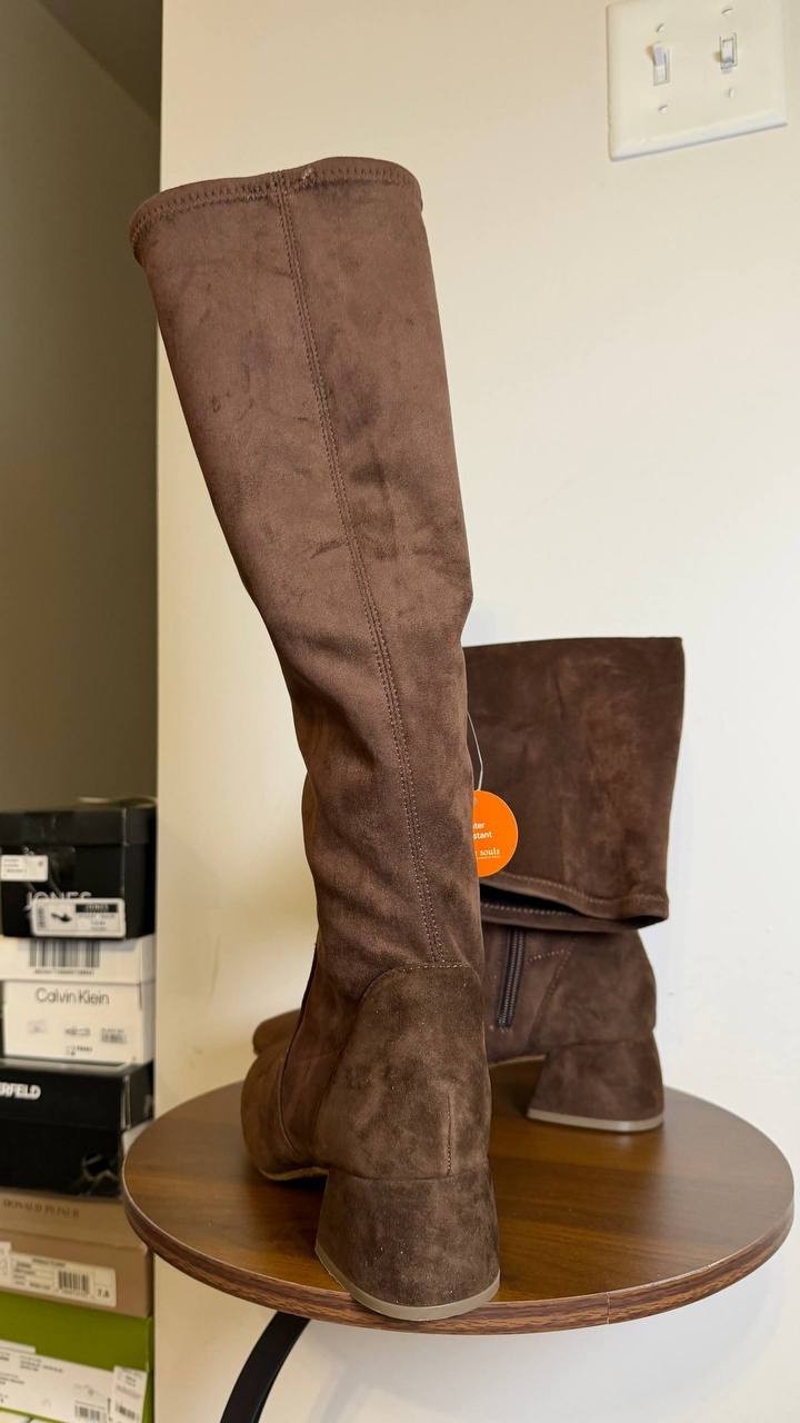 Gentle Souls by Kenneth Cole Chocolate Suede High Boots 9M New in Box MSRP $239