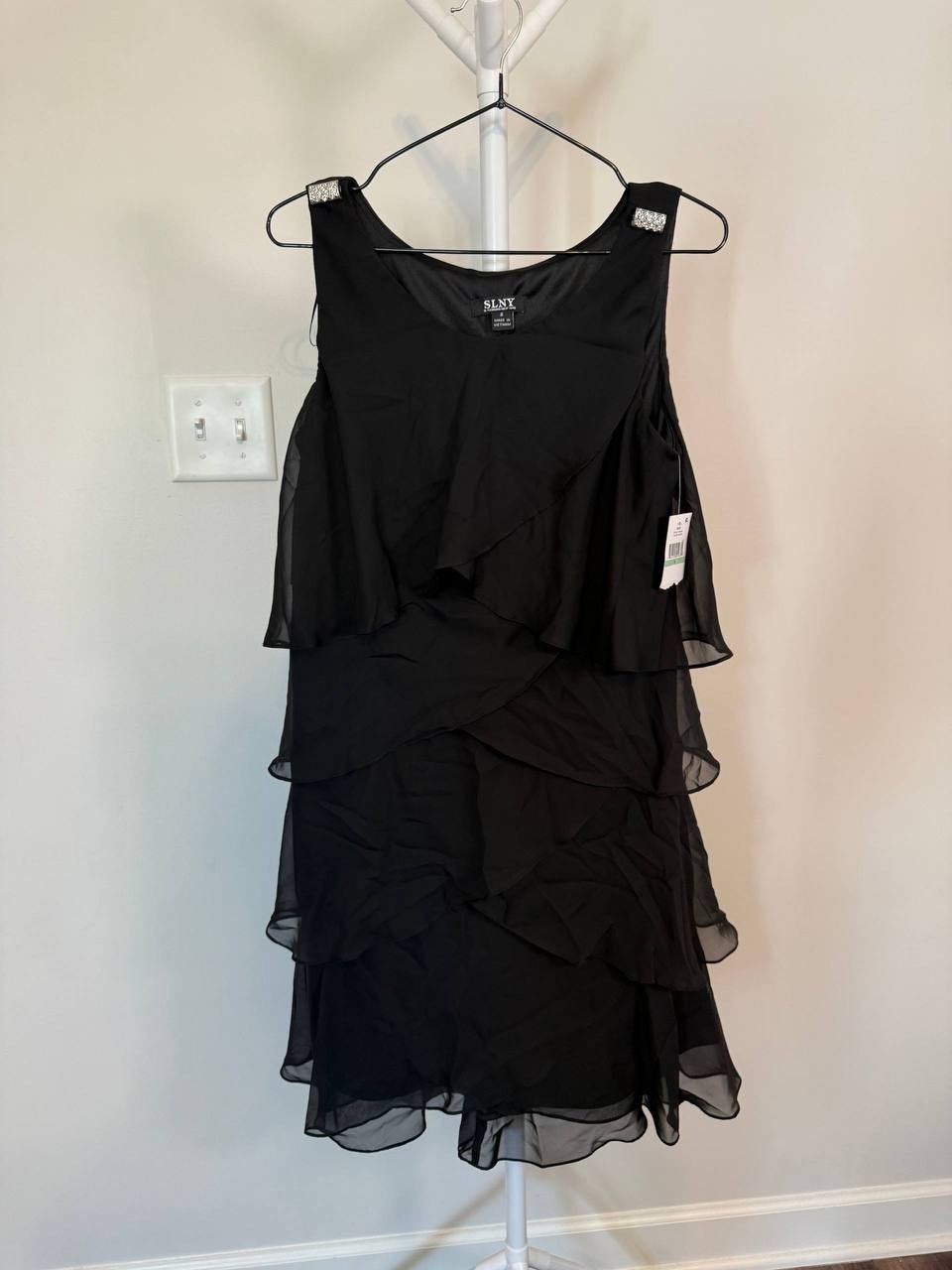 SLNY Tiered Chiffon Dress – Size 8 – NWT – $99