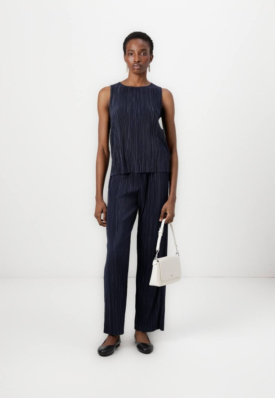 Calvin Klein Plissé Pull‑On Pant Sky Captain S NWT $99