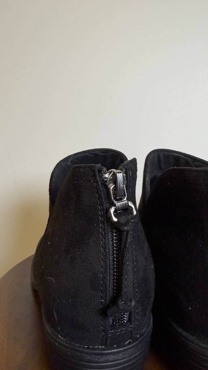 Journee Collection Black Faux Suede Ankle Booties 9M NIB MSRP $108