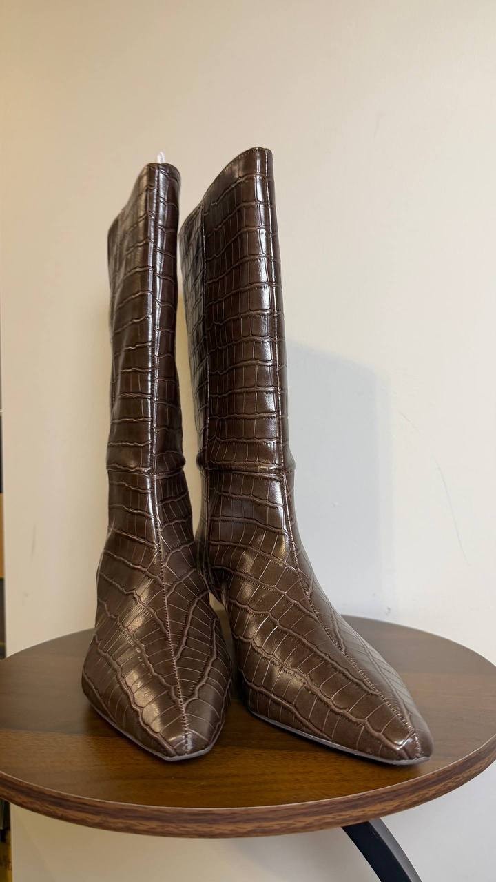 Kenneth Cole Meryl Boots 8.5M Brown Snip Toe Kitten Heel Pull‑On NIB msrp$199