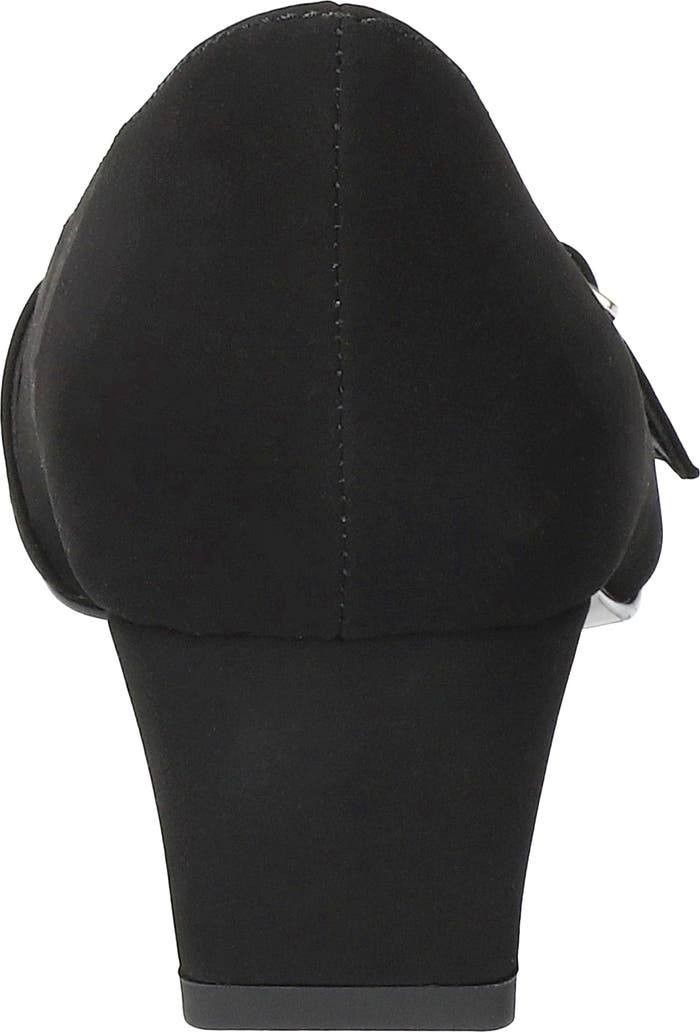 Easy Street Women’s Block Heel Pumps 10W Black Textile – New in Box– MSRP $74.99