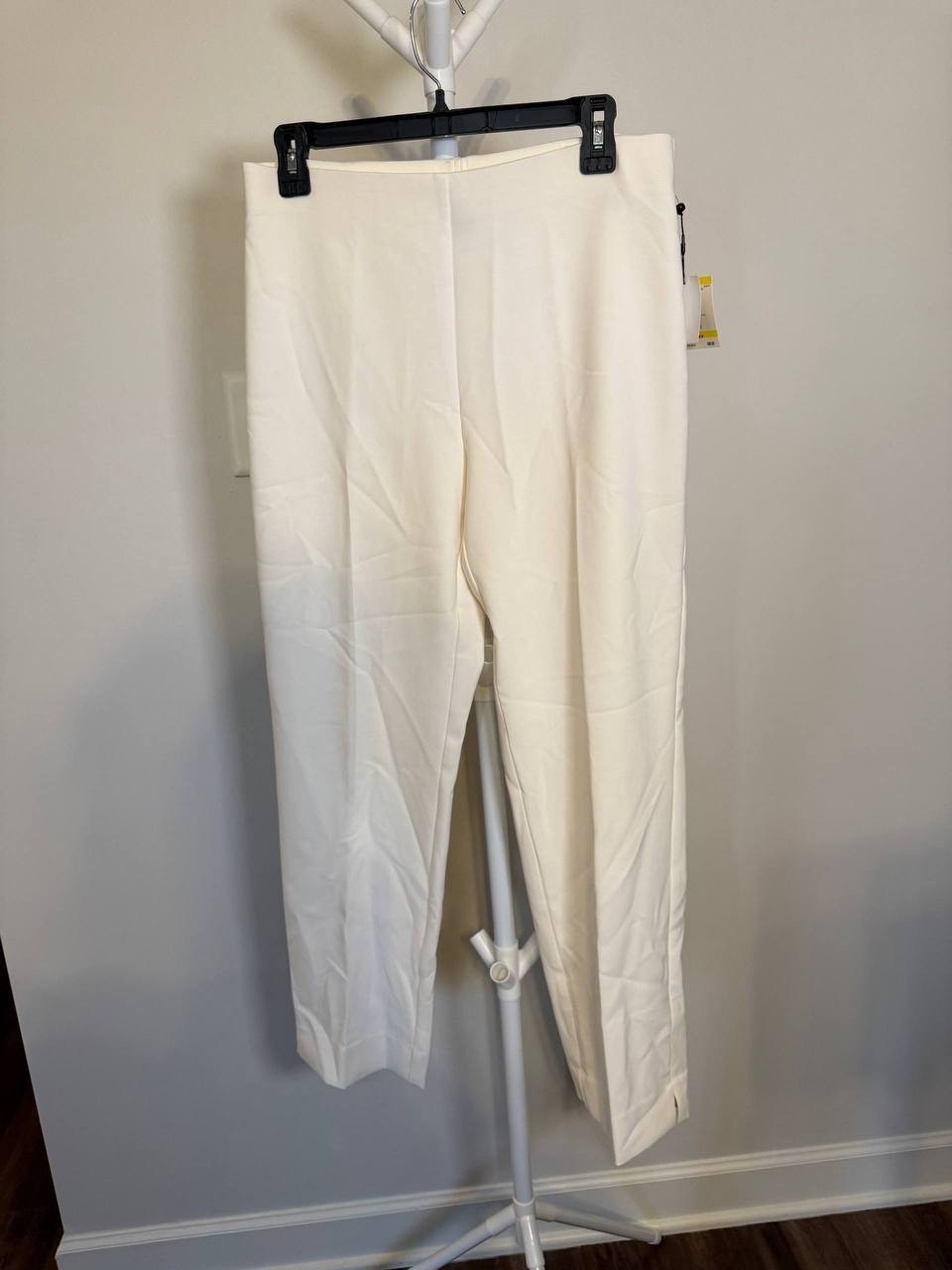 Anne Klein High‑Waisted Tailored Pants – Size M – NWT – $69