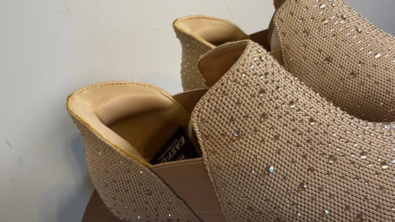 Kenneth Cole Reaction Side EZ Booties 5.5M Warm Taupe Knit Slip‑On NIB msrp$99
