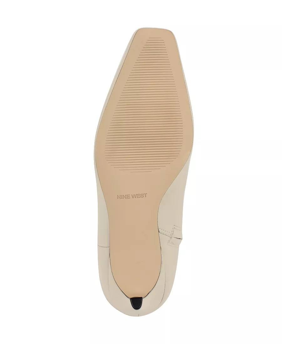 Nine West Caddy Boots 9.5M Ivory Leather[a crease on the boot] NIB msrp$249