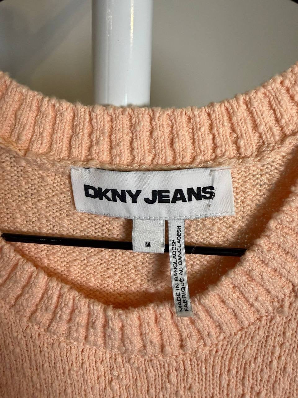 DKNY Jeans Sleeveless Ribbed Knit Top – Size M – NWT – Peach – $49