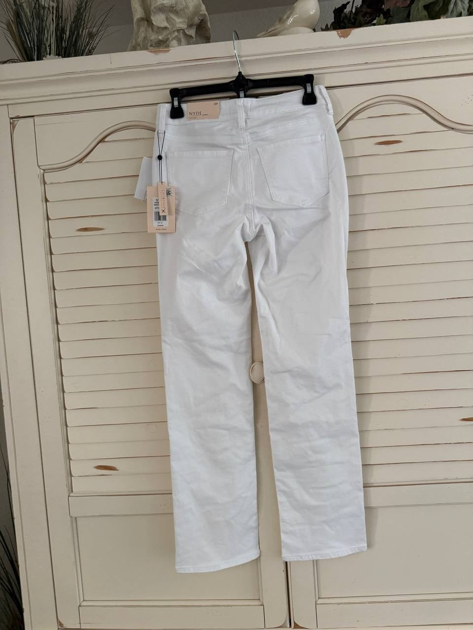 NYDJ Marilyn Straight Jeans – Optic White, Size 0P (Petite)