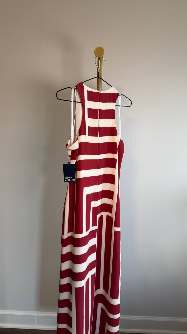 Donna Morgan Geo Print Maxi Dress Women’s Size 2 Cream Dark Red NWT $158