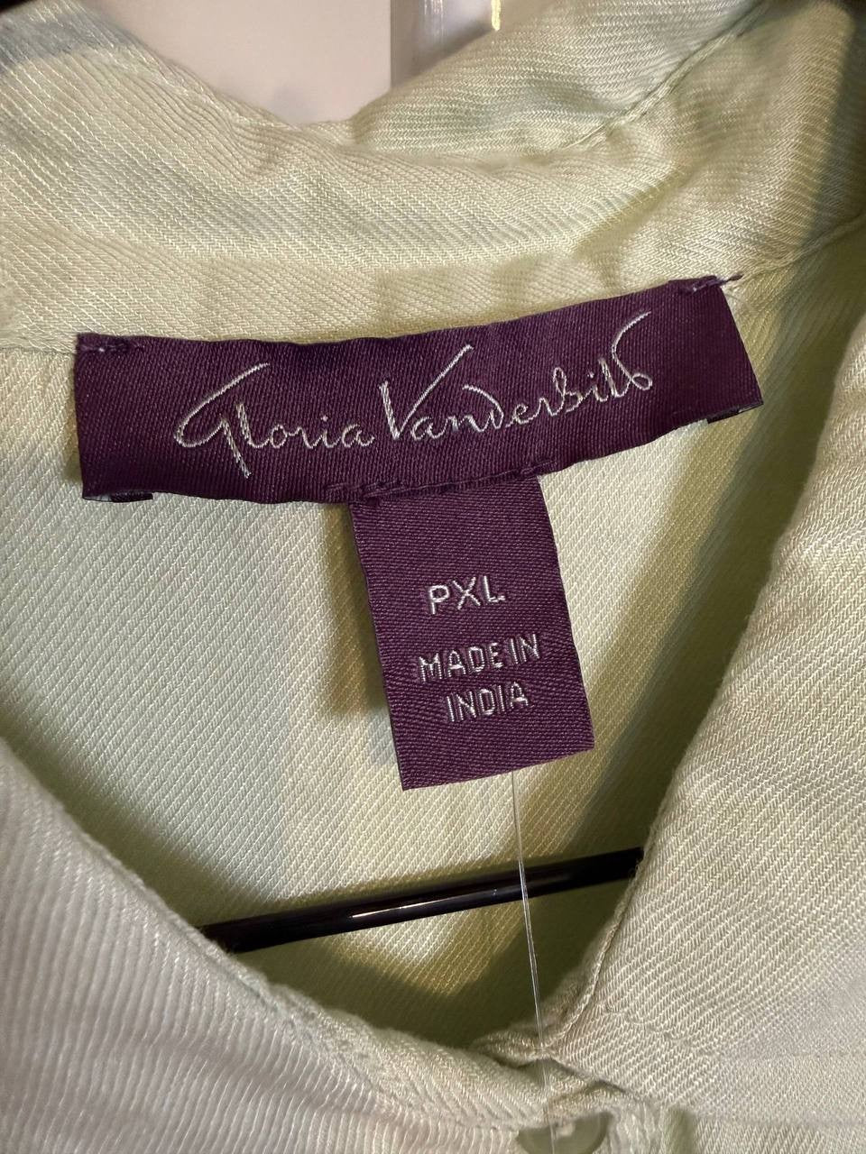 Gloria Vanderbilt Petite Daisy Short‑Sleeve Shirt – Size 2XL – NWT – $44