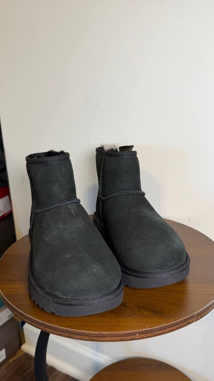 UGG Classic II Mini Boots 7 Black Twinface Sheepskin Pull‑On Warm NIB msrp$169