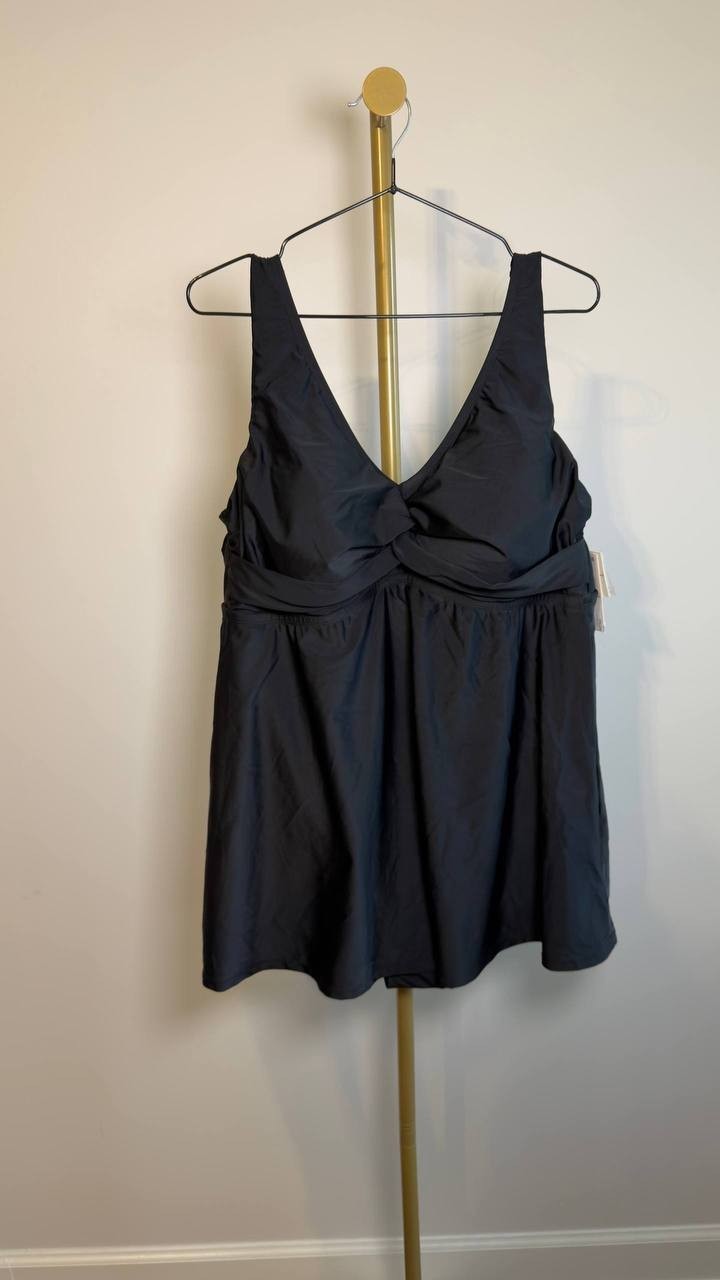 Raisins Curve Lucia Twist‑Front Swimdress Black 20W NWT $106