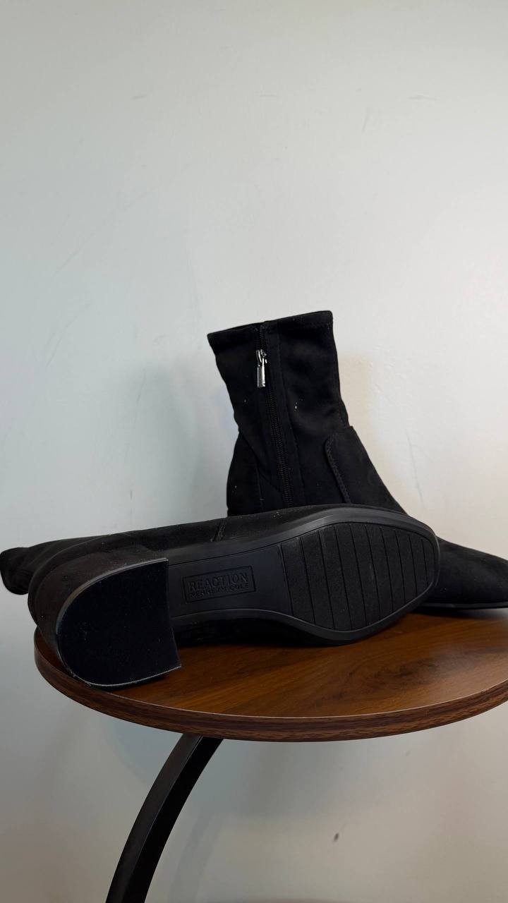 Kenneth Cole Reaction Roxy Dress Booties Black 9.5M Block Heel $99 NWB