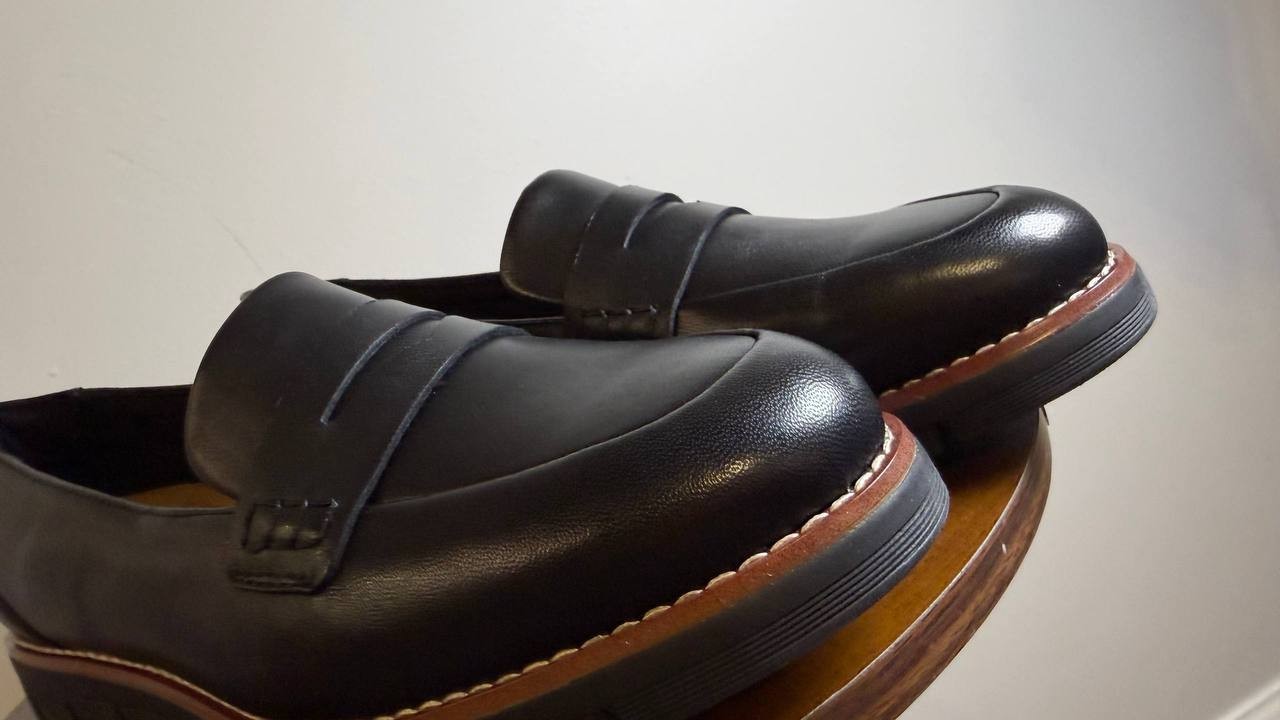 Easy Spirit Velia Loafers 9.5M Black Leather Slip‑On Comfort NIB msrp$89