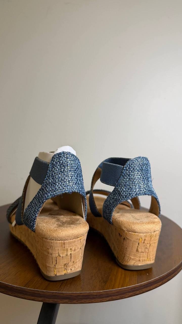 Easy Spirit Lorena Wedge Sandals Denim Women’s 5M Elastic Straps NWB $89
