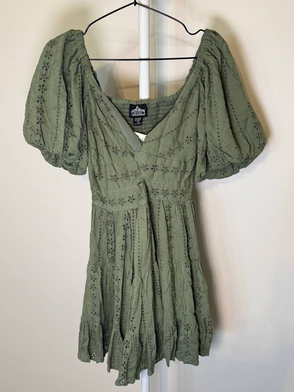 Angie Keyhole Dress – Size S – Olive– NWT – $29.99