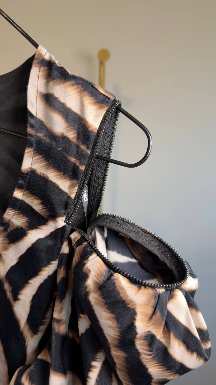 DKNY Printed Satin Puff-Sleeve Zipper Top Blurred Zebra S NWT $89