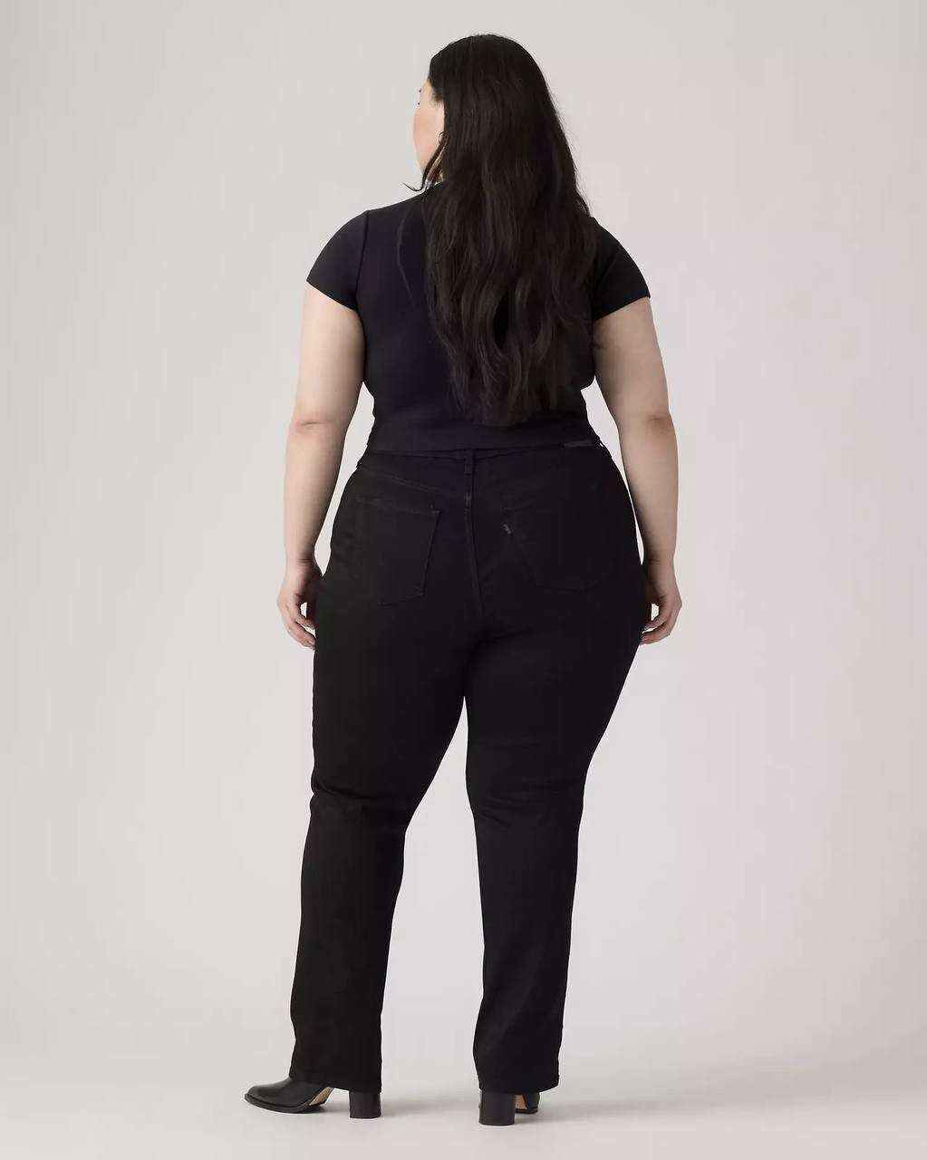 Levi’s 724 High Rise Slim Straight Jeans Soft Black 24W NWT $74.95