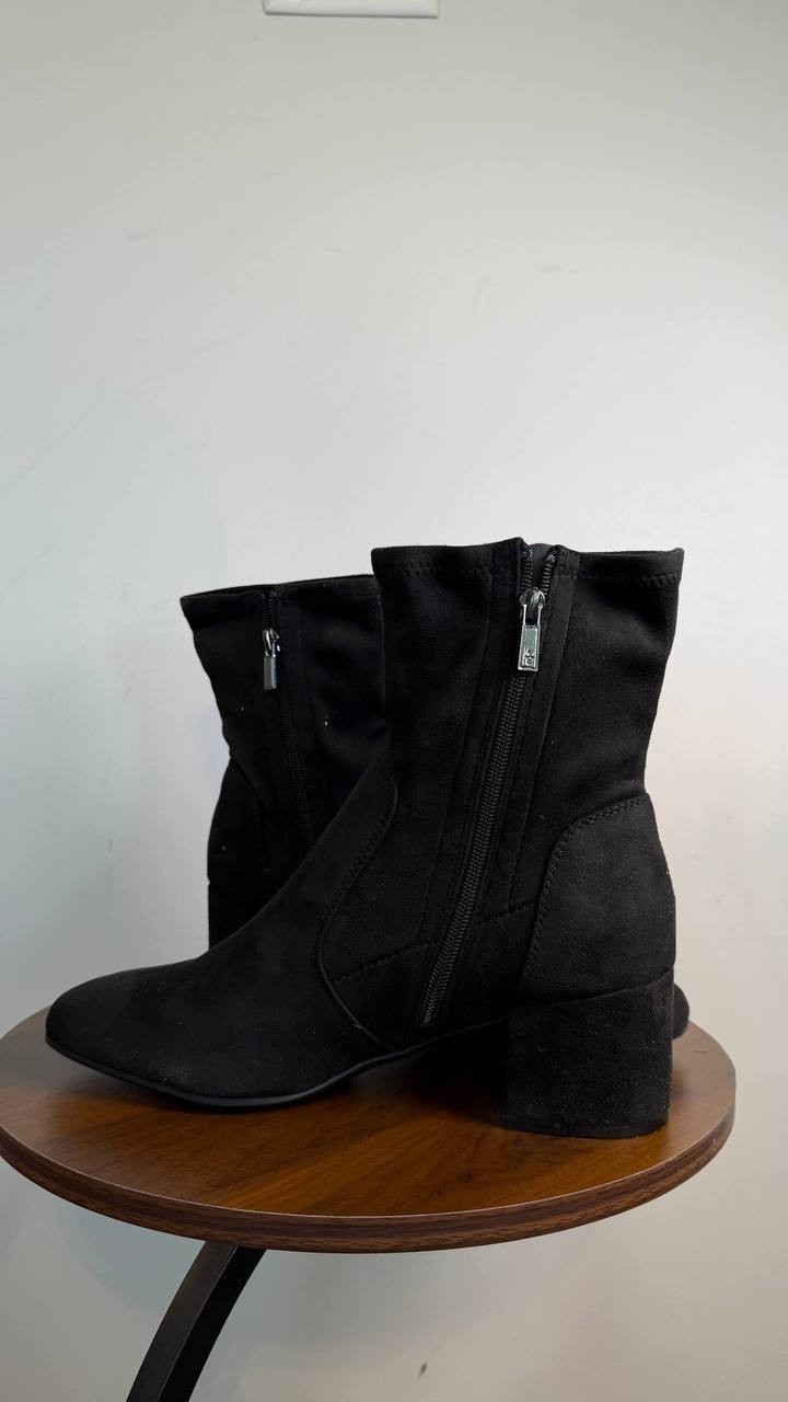 Kenneth Cole Reaction Roxy Dress Booties Black 9.5M Block Heel $99 NWB