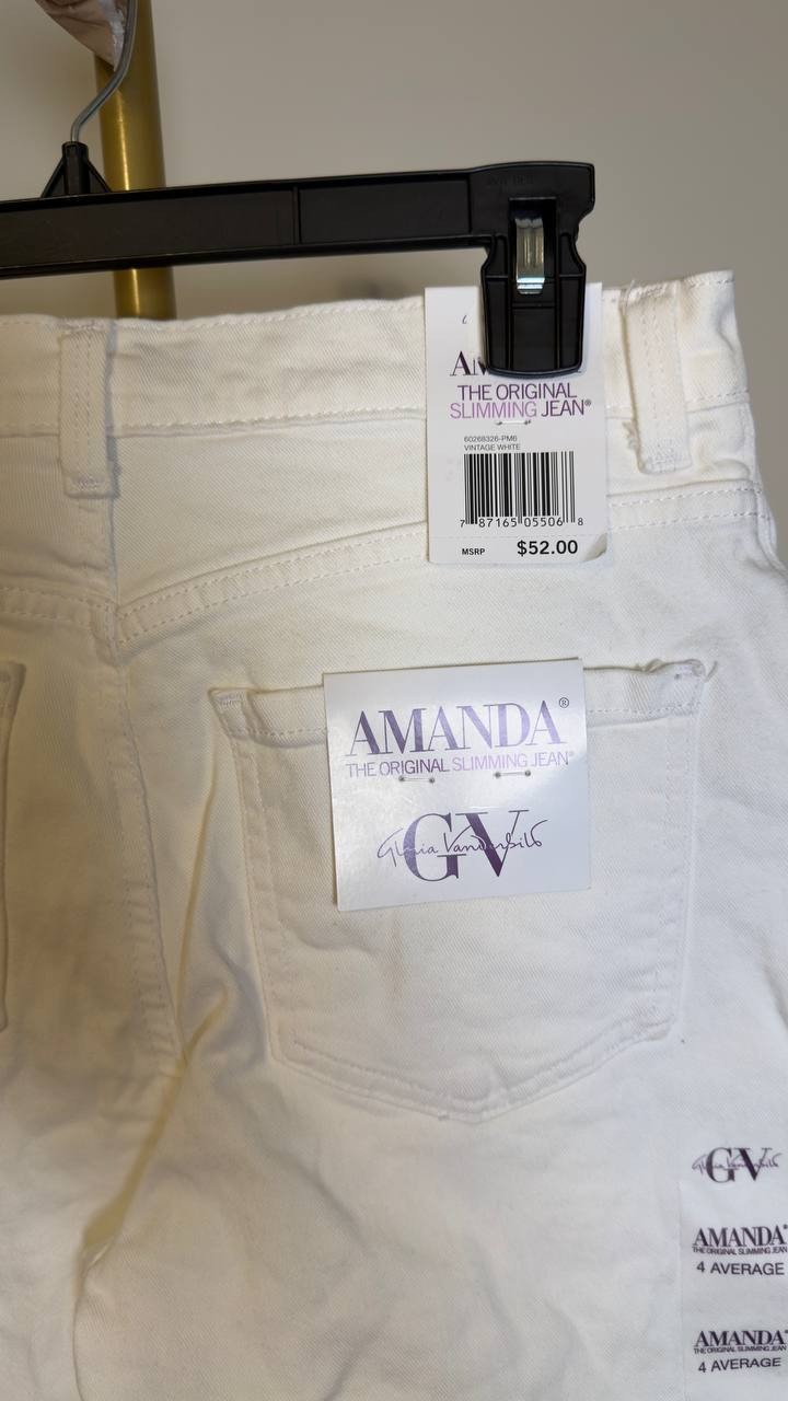 Gloria Vanderbilt Amanda Classic Straight Jeans Vintage White 4 NWT $52