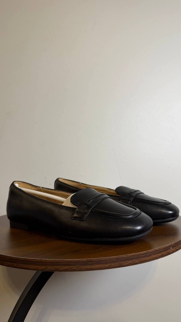 Easy Spirit Women’s Slip-On Loafers 6M Black Leather – New in Box MSRP $99