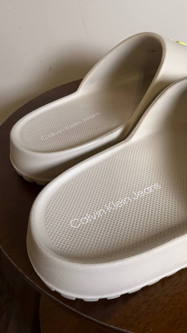 Calvin Klein Jeans Nanzey Slides 10M Light Natural Logo Slip‑On NIB msrp$59