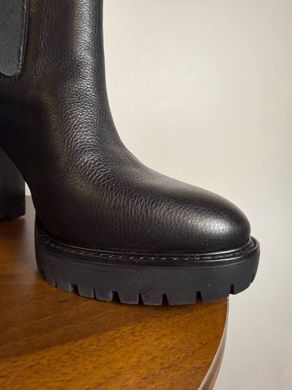 Lauren Ralph Lauren Layne Pebbled Leather Bootie – Black – Size 10B – New in Box