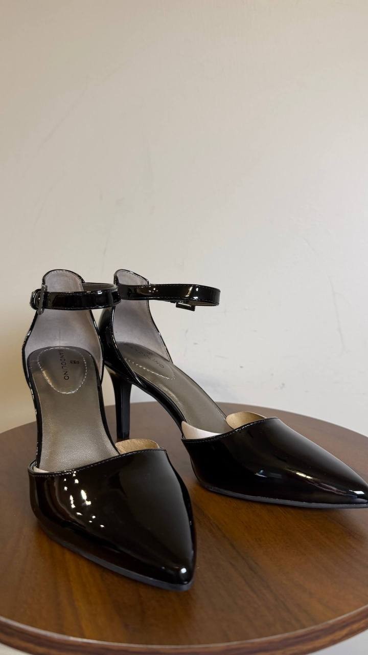 Bandolino Black Polyurethane Pointed Toe Pumps 7M New in Box MSRP $89