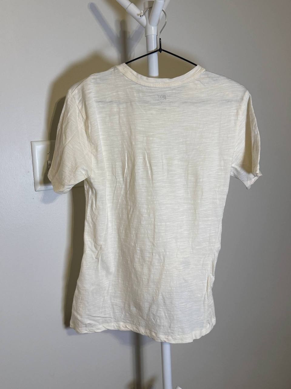 DKNY Jeans Logo Graphic Tee – Size S – NWOT