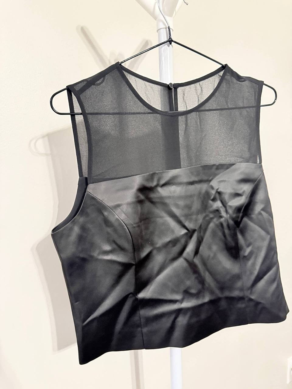 French Connection Women’s Top – Black– Size 10 – NWT – $98